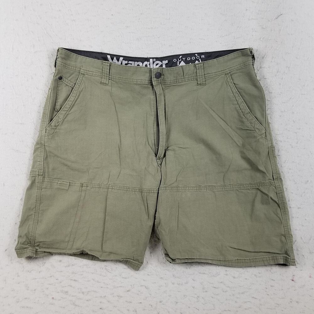 Wrangler‎ Outdoor Shorts Mens 40 Olive Green Hiking Stretch Zip Pocket NS921ST